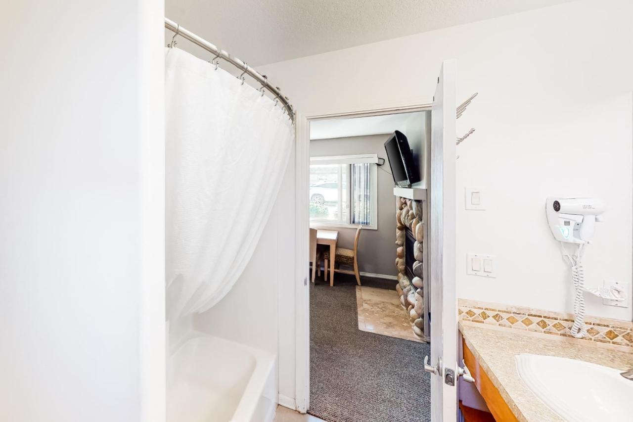 Sandals Inn | Oceanside Cabana Cannon Beach Buitenkant foto